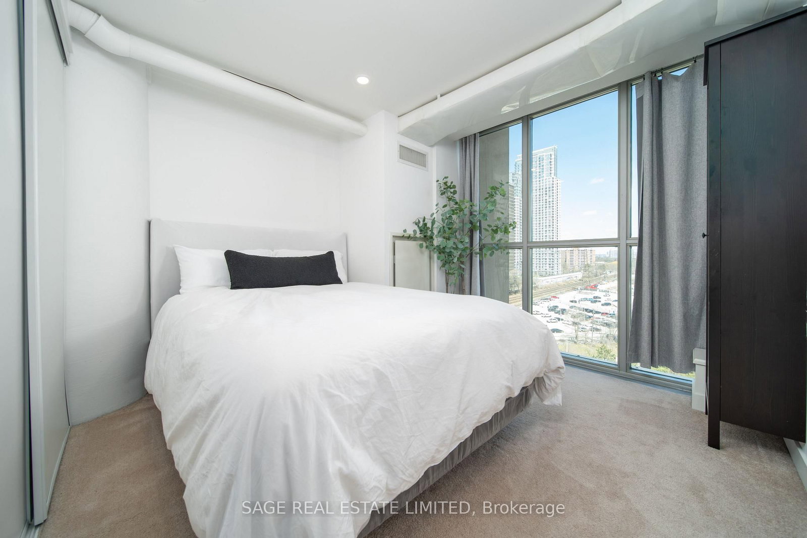 2 Fieldway Road, Unit 803 - Photo 9