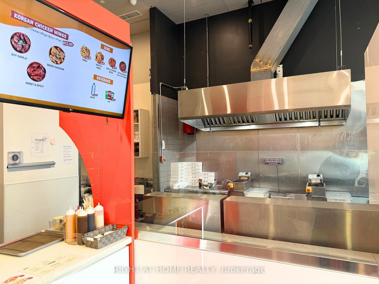 90 Weston Road, Unit J104 - Photo 5