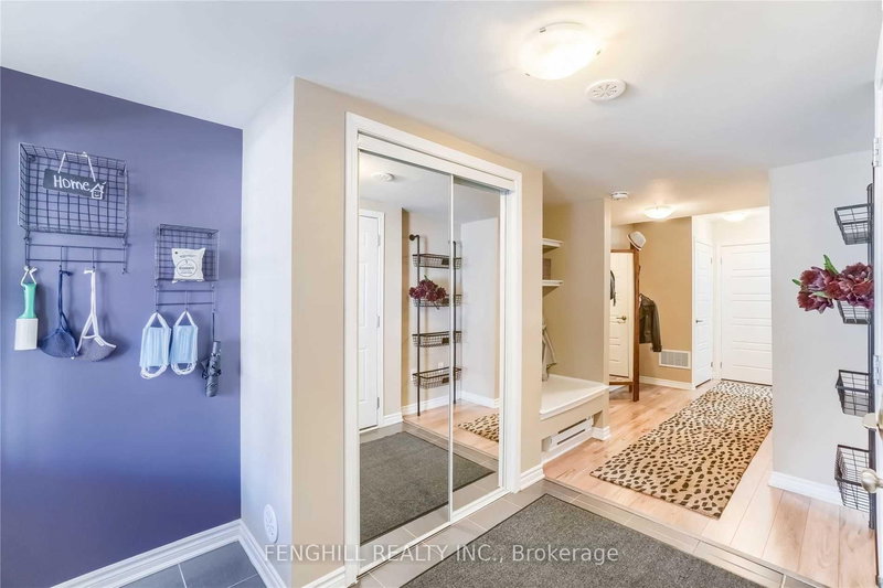 120 Gore Crt, Milton, L9E 1G2 | Image 2