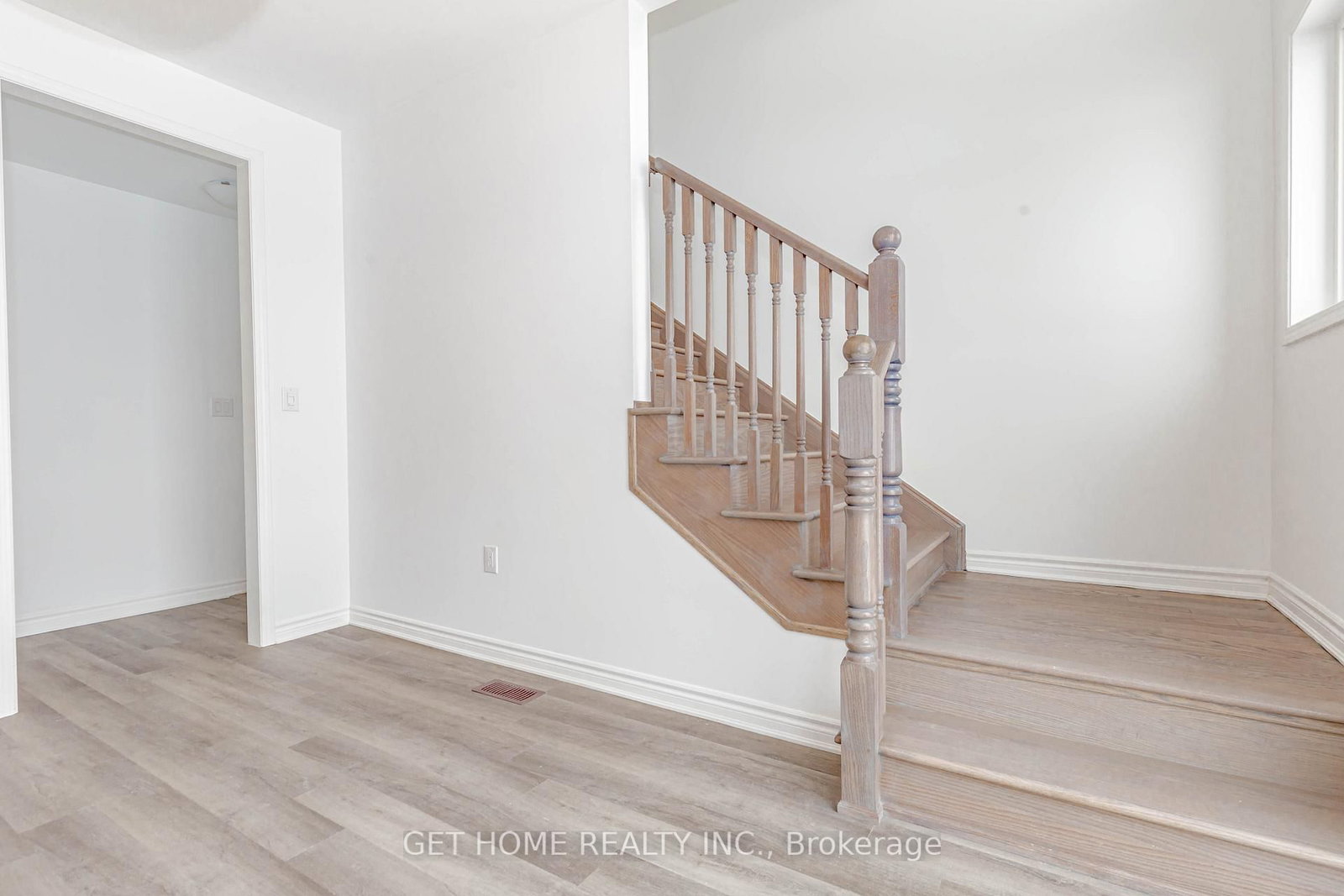 435 Gordon Krantz Avenue - Photo 24
