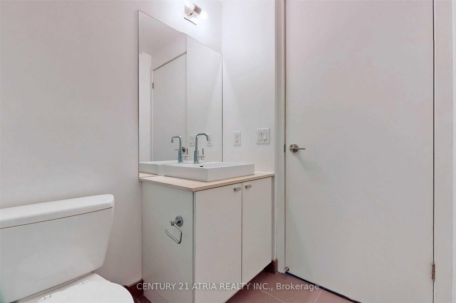 105 The Queensway Avenue, Unit 1208 - Photo 17