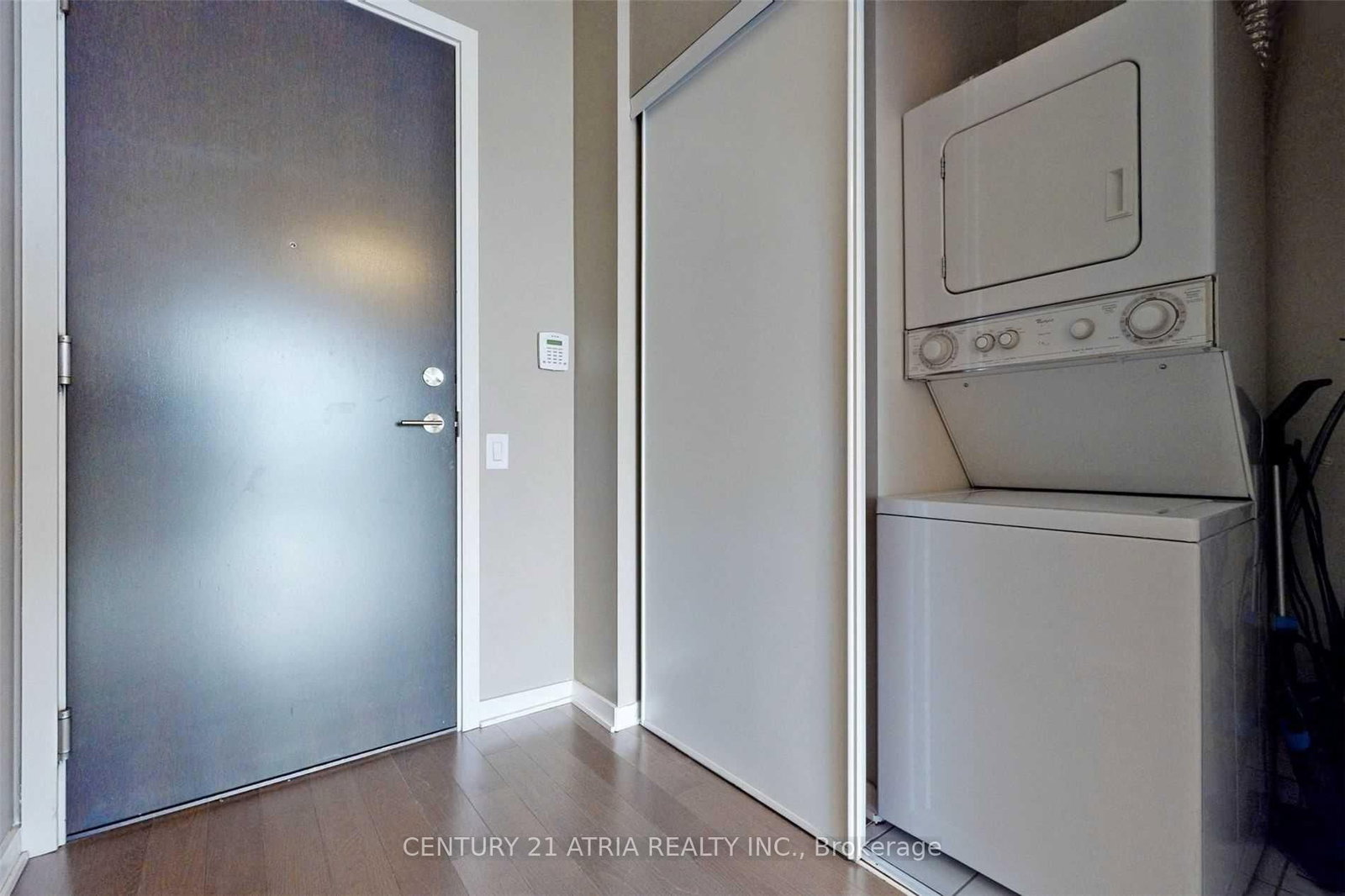 105 The Queensway Avenue, Unit 1208 - Photo 19