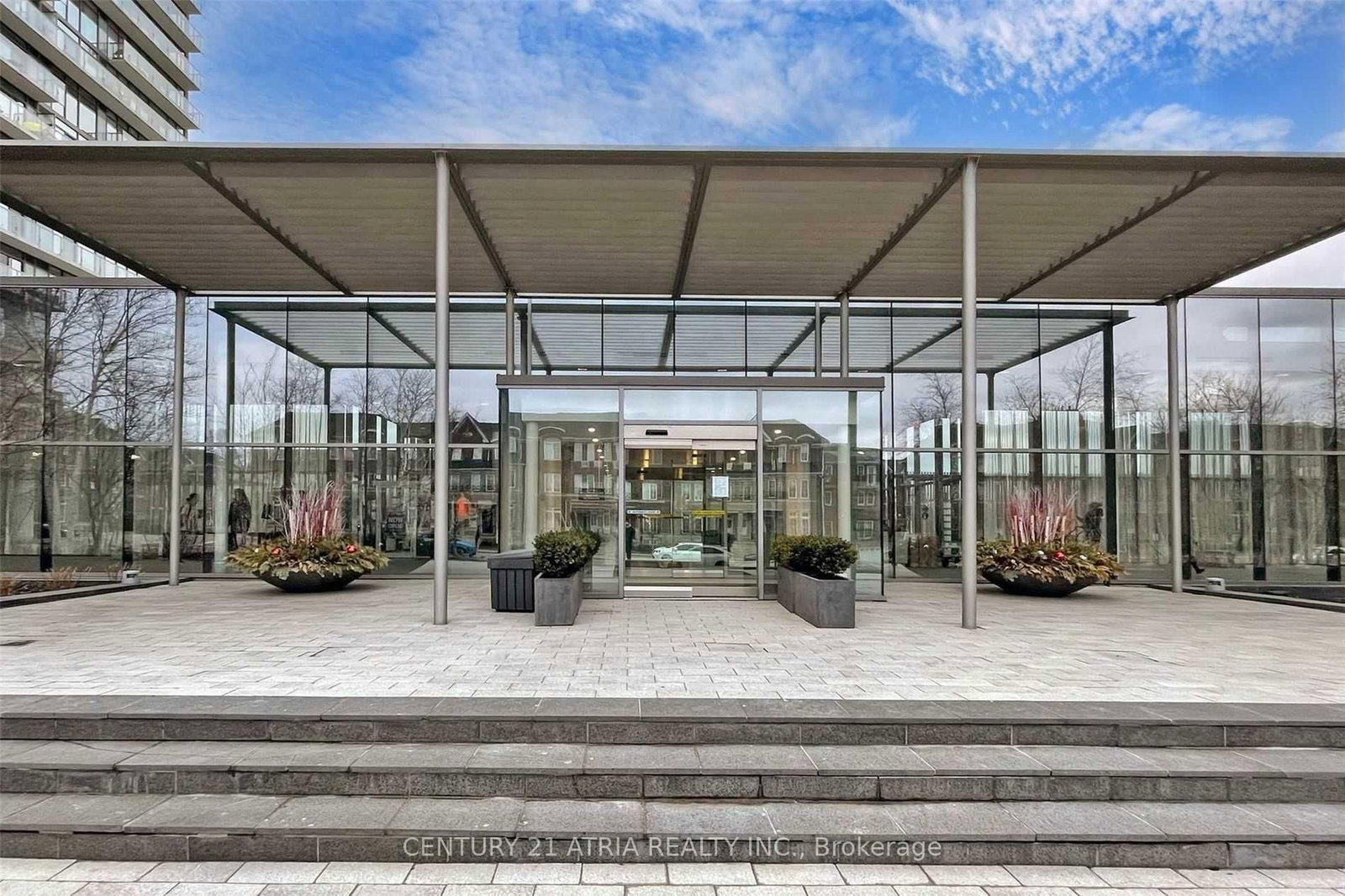 105 The Queensway Avenue, Unit 1208 - Photo 3