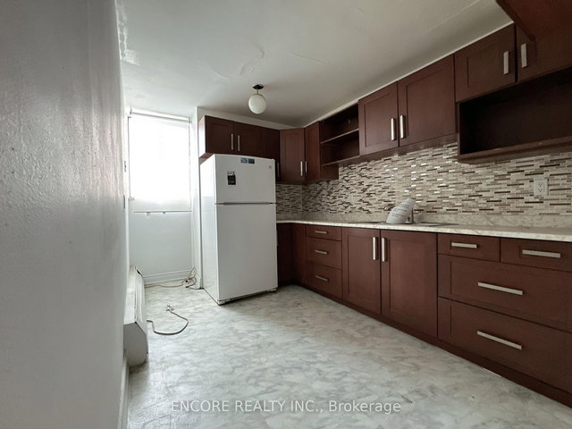 808 - 340 Dixon Road
