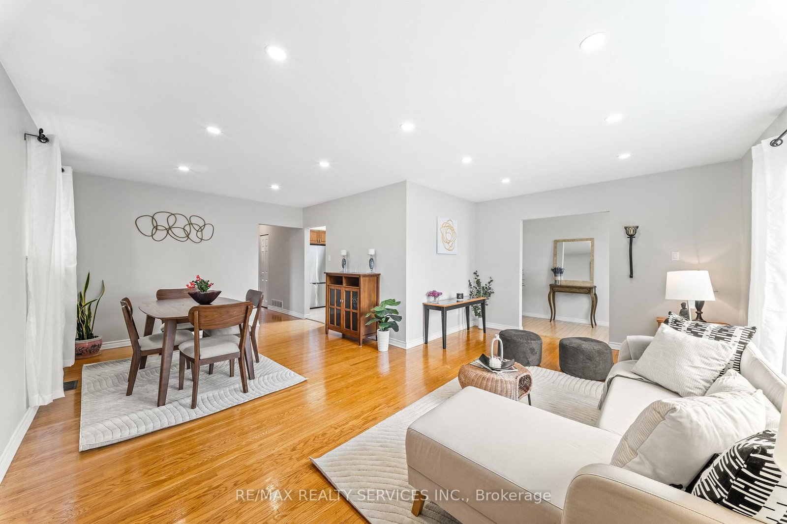 Detached House for sale at 71 Belmont Drive, Brampton, Ontario, L6T 2K5 - Avondale - MLS: W13017266