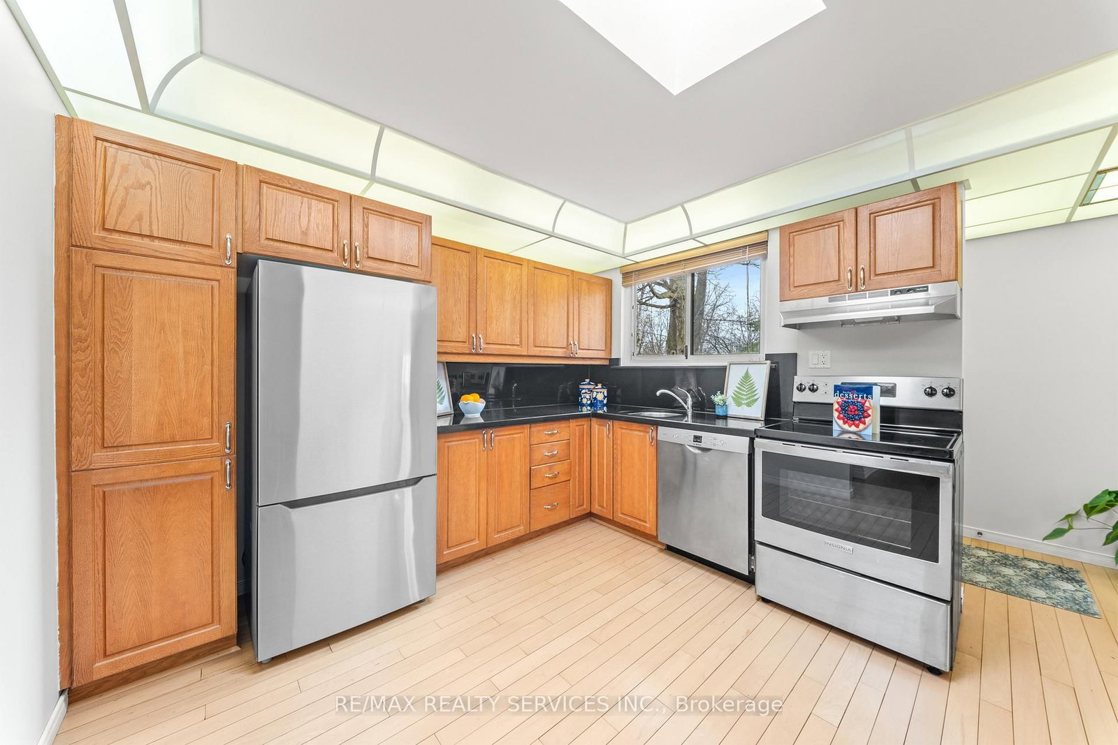 Detached House for sale at 71 Belmont Drive, Brampton, Ontario, L6T 2K5 - Avondale - MLS: W13017266