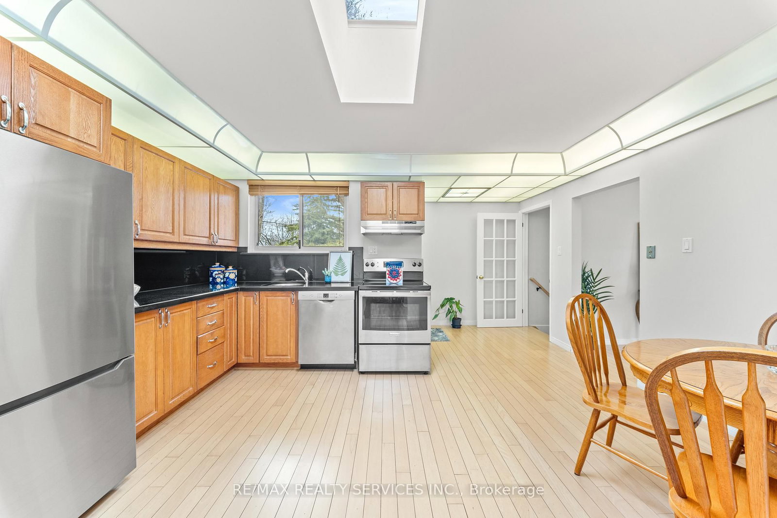 Detached House for sale at 71 Belmont Drive, Brampton, Ontario, L6T 2K5 - Avondale - MLS: W13017266