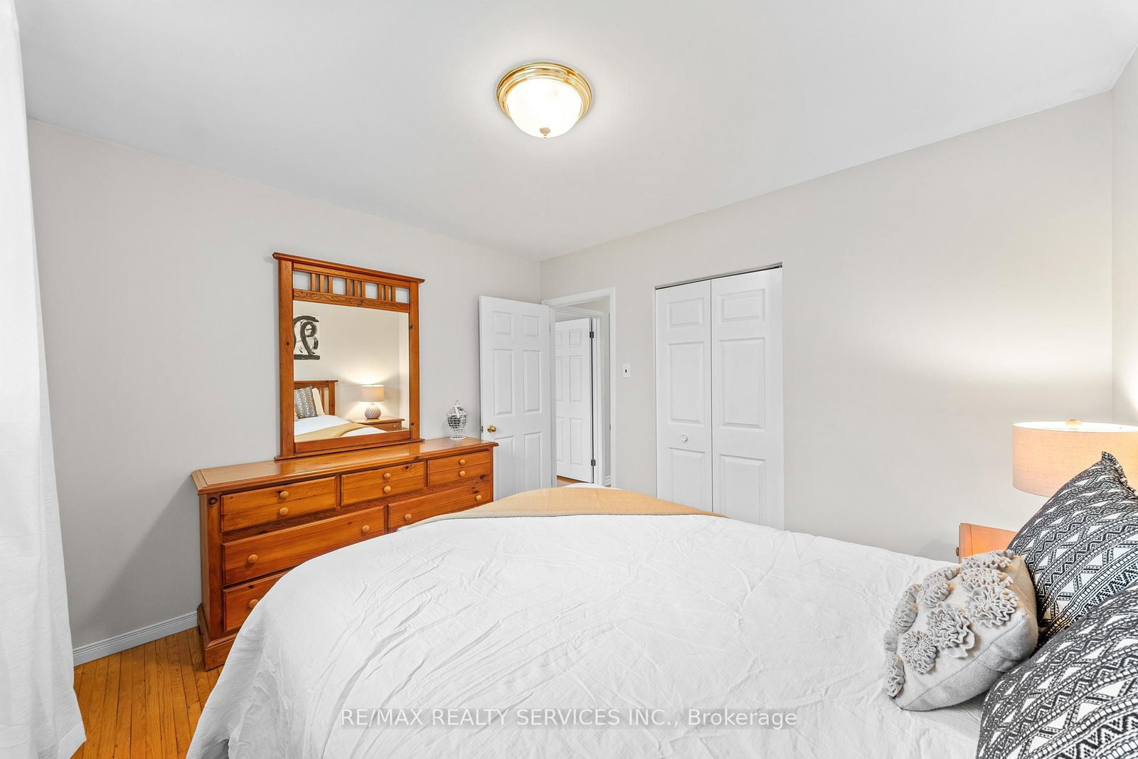 Detached House for sale at 71 Belmont Drive, Brampton, Ontario, L6T 2K5 - Avondale - MLS: W13017266