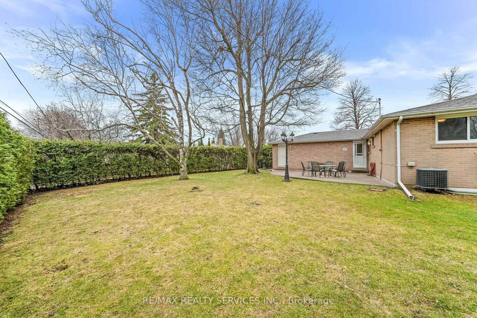 Detached House for sale at 71 Belmont Drive, Brampton, Ontario, L6T 2K5 - Avondale - MLS: W13017266