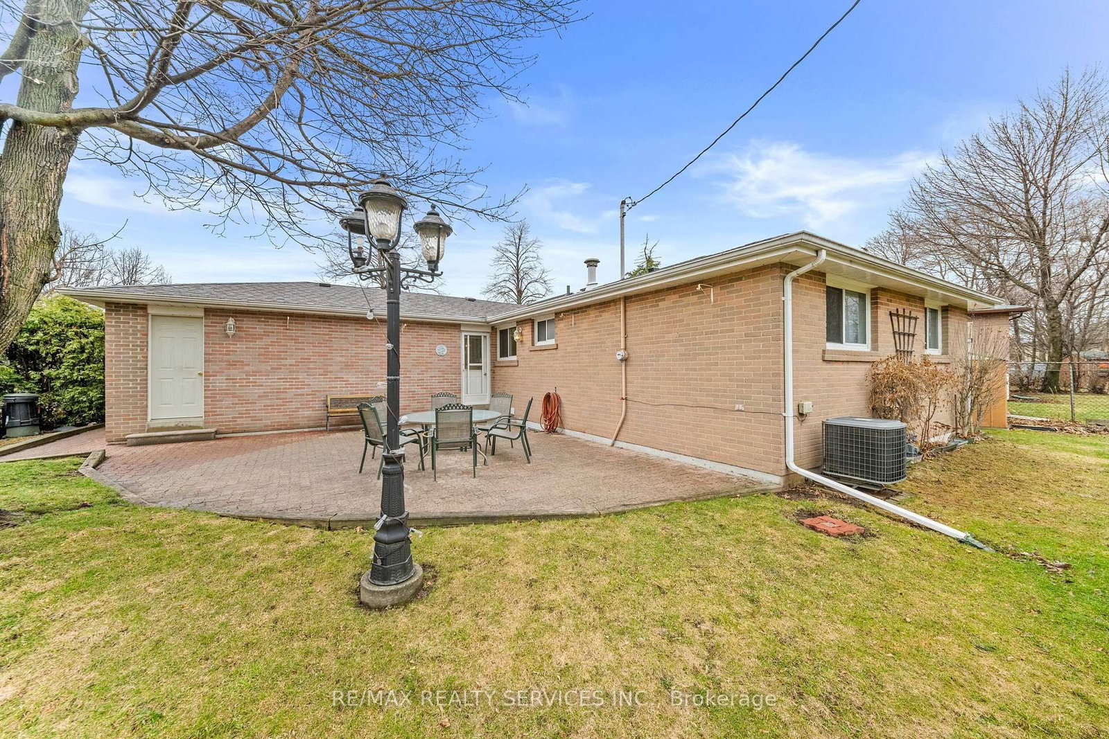 Detached House for sale at 71 Belmont Drive, Brampton, Ontario, L6T 2K5 - Avondale - MLS: W13017266