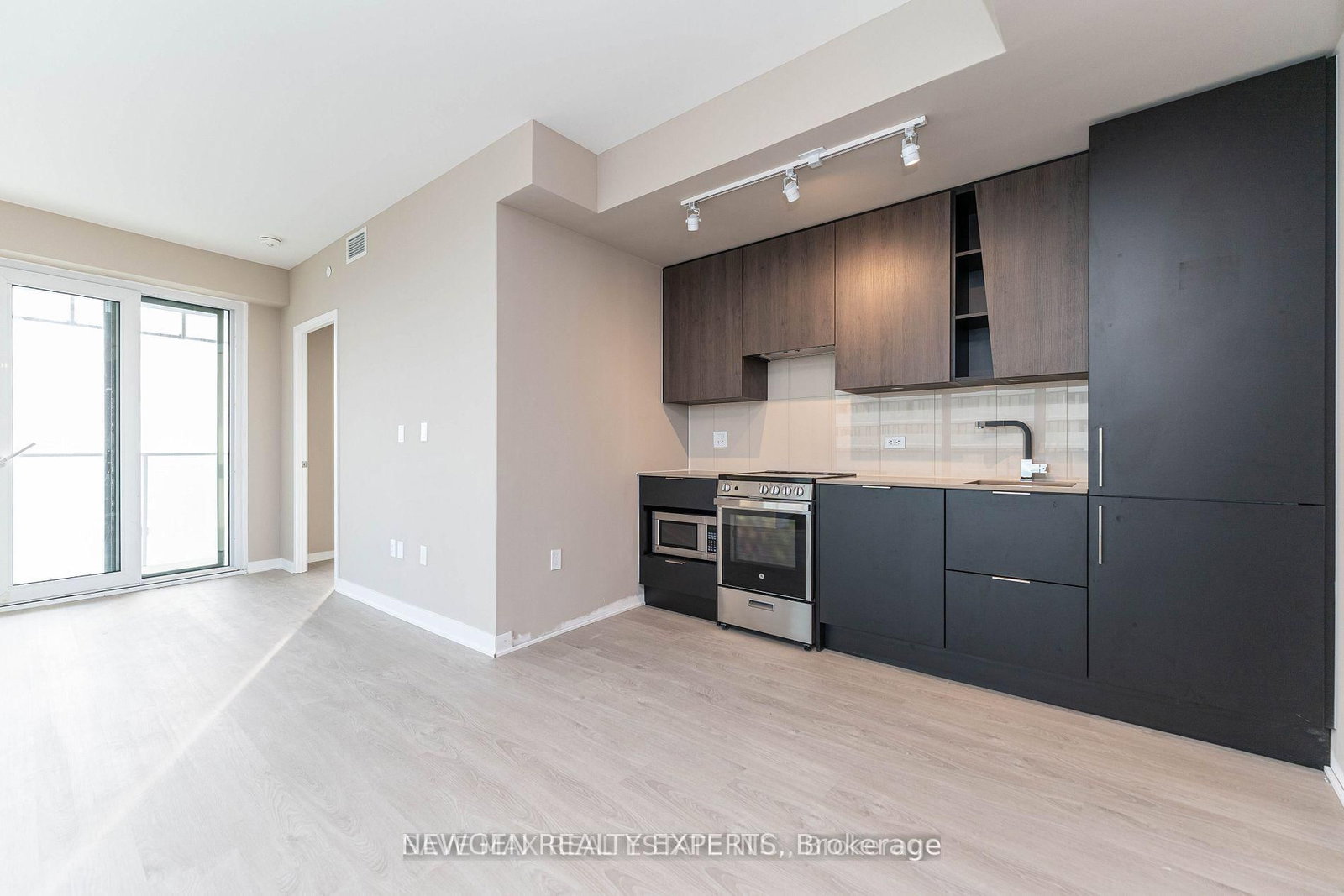 3900 Confederation Parkway, Unit 5204 - Photo 11
