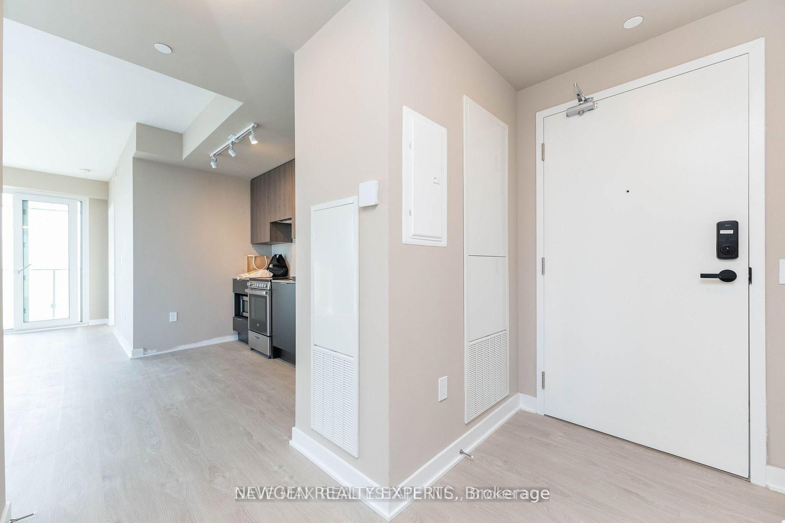 3900 Confederation Parkway, Unit 5204 - Photo 9