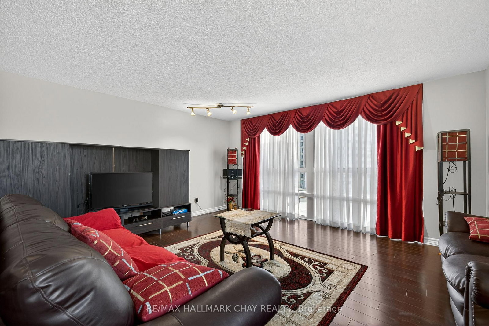 3650 Kaneff Crescent, Unit 501 - Photo 22