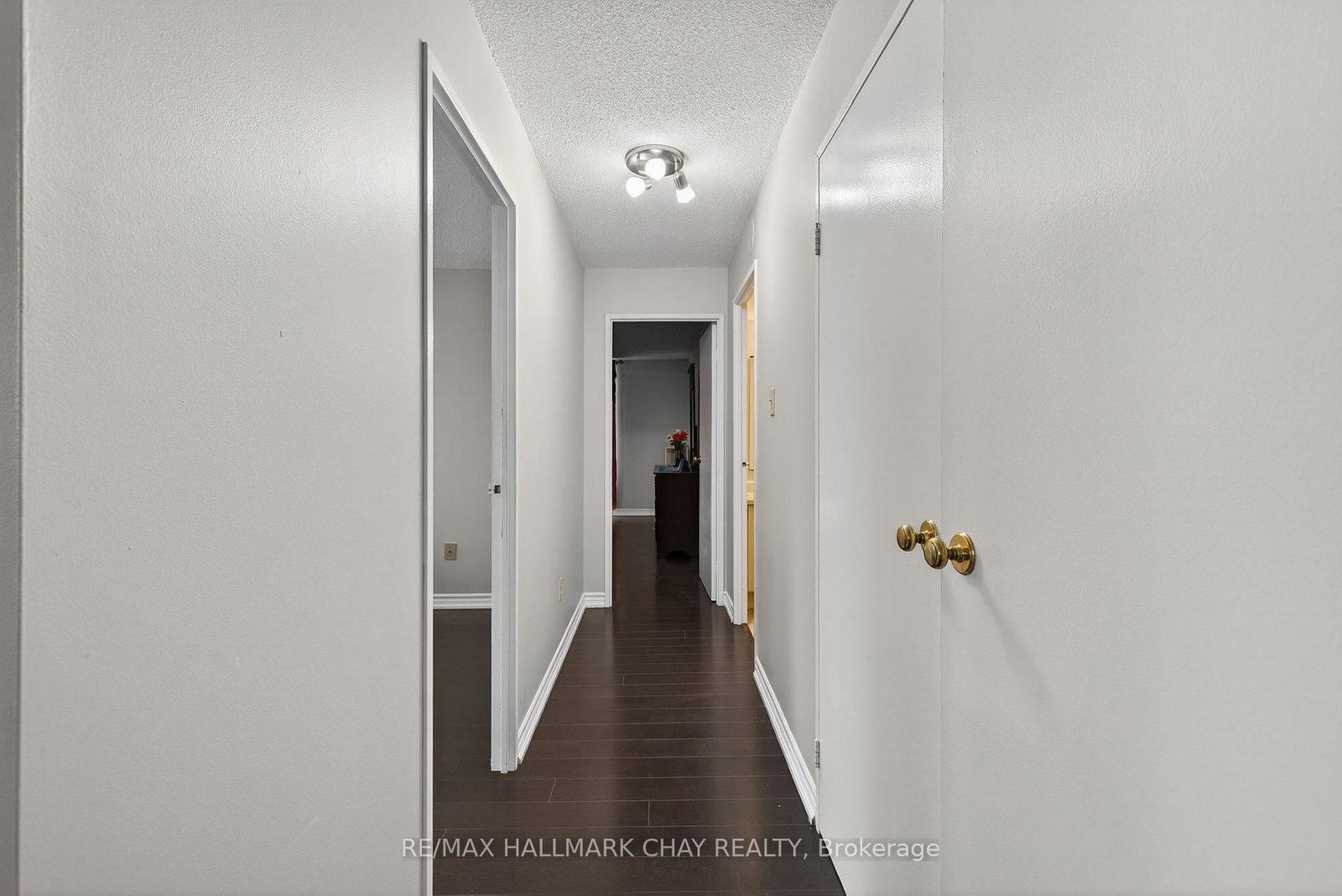 3650 Kaneff Crescent, Unit 501 - Photo 27