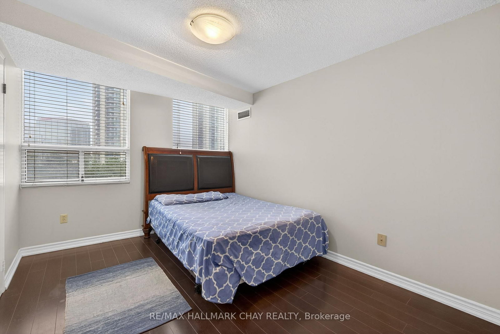 3650 Kaneff Crescent, Unit 501 - Photo 28