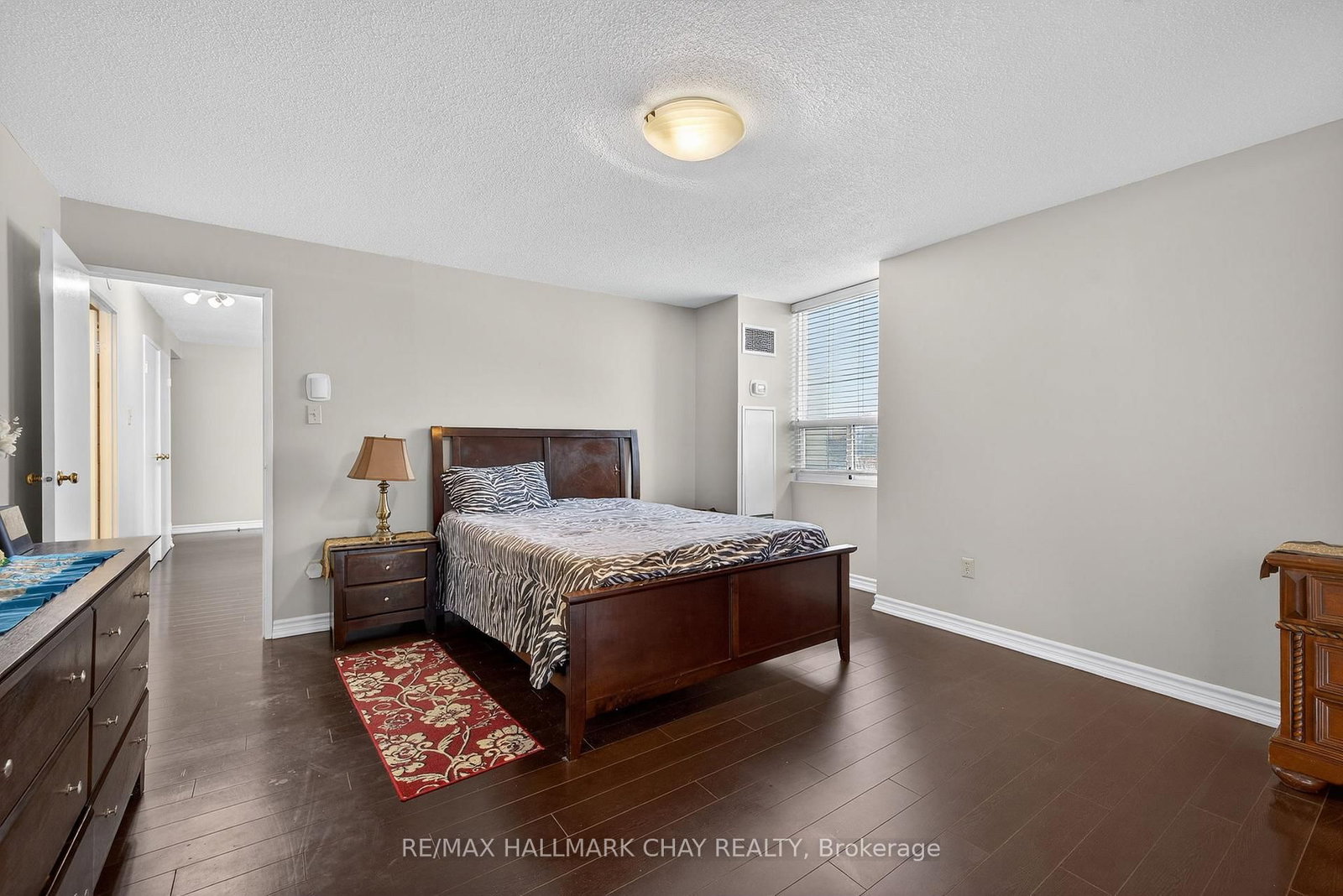 3650 Kaneff Crescent, Unit 501 - Photo 33