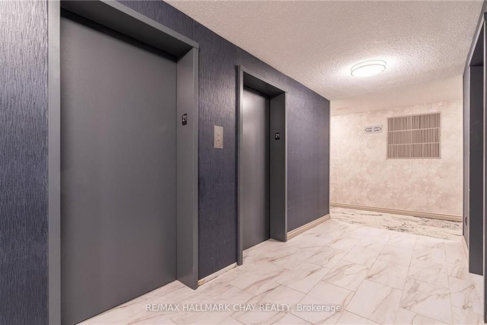 3650 Kaneff Crescent, Unit 501 - Photo 8