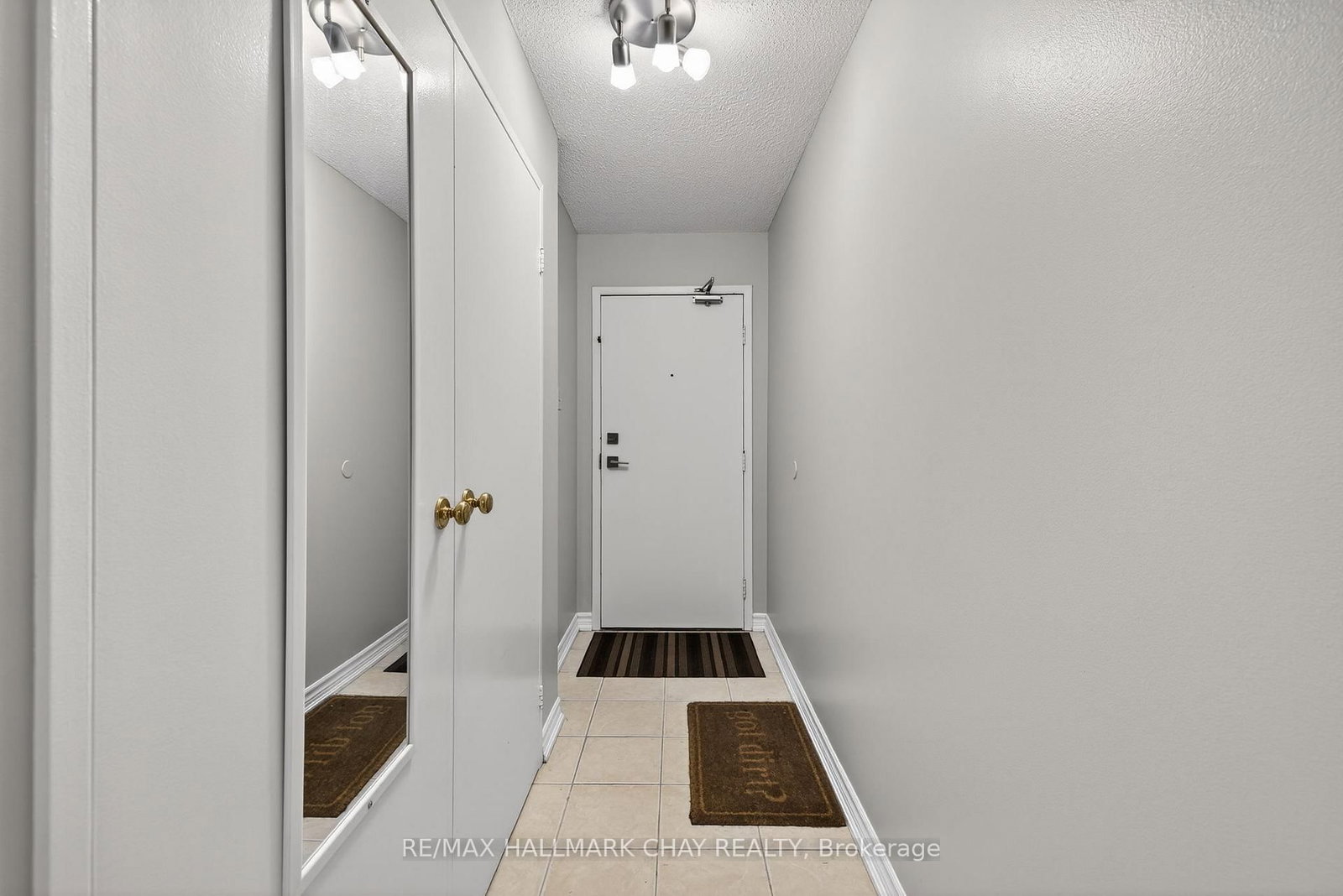 3650 Kaneff Crescent, Unit 501 - Photo 9