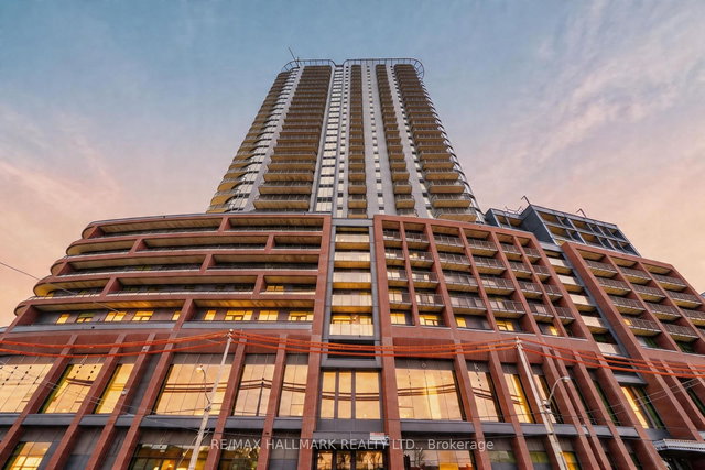 427 - 1185 Dupont Street