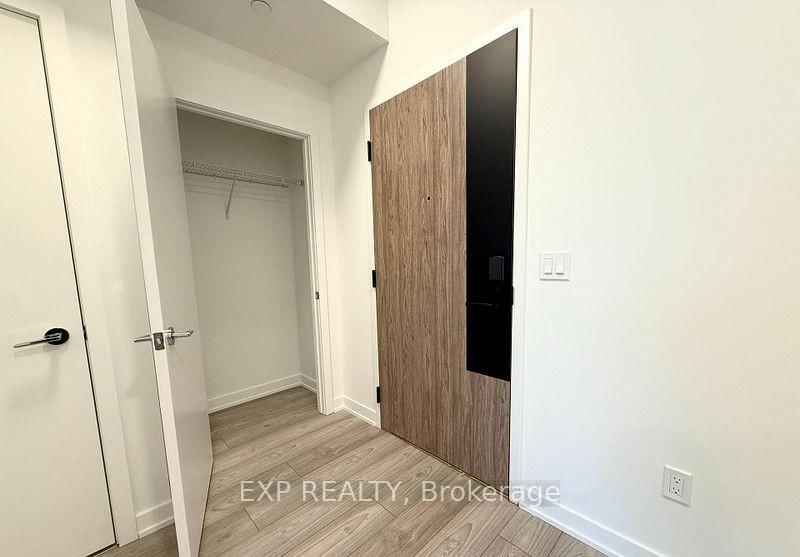 1007 The Queensway Way, Unit 505 - Photo 2