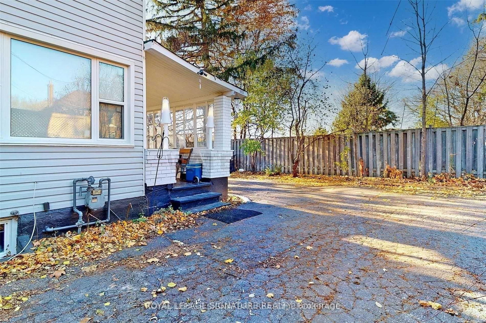 Listing Image 33