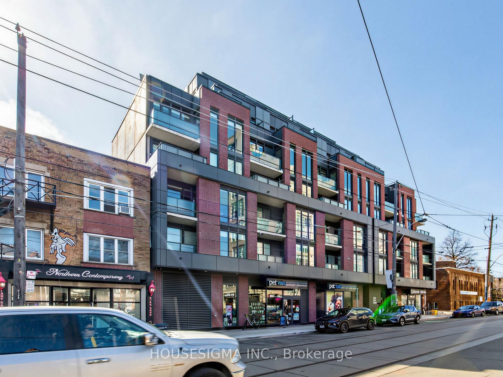 430 Roncesvalles Avenue, Unit 215