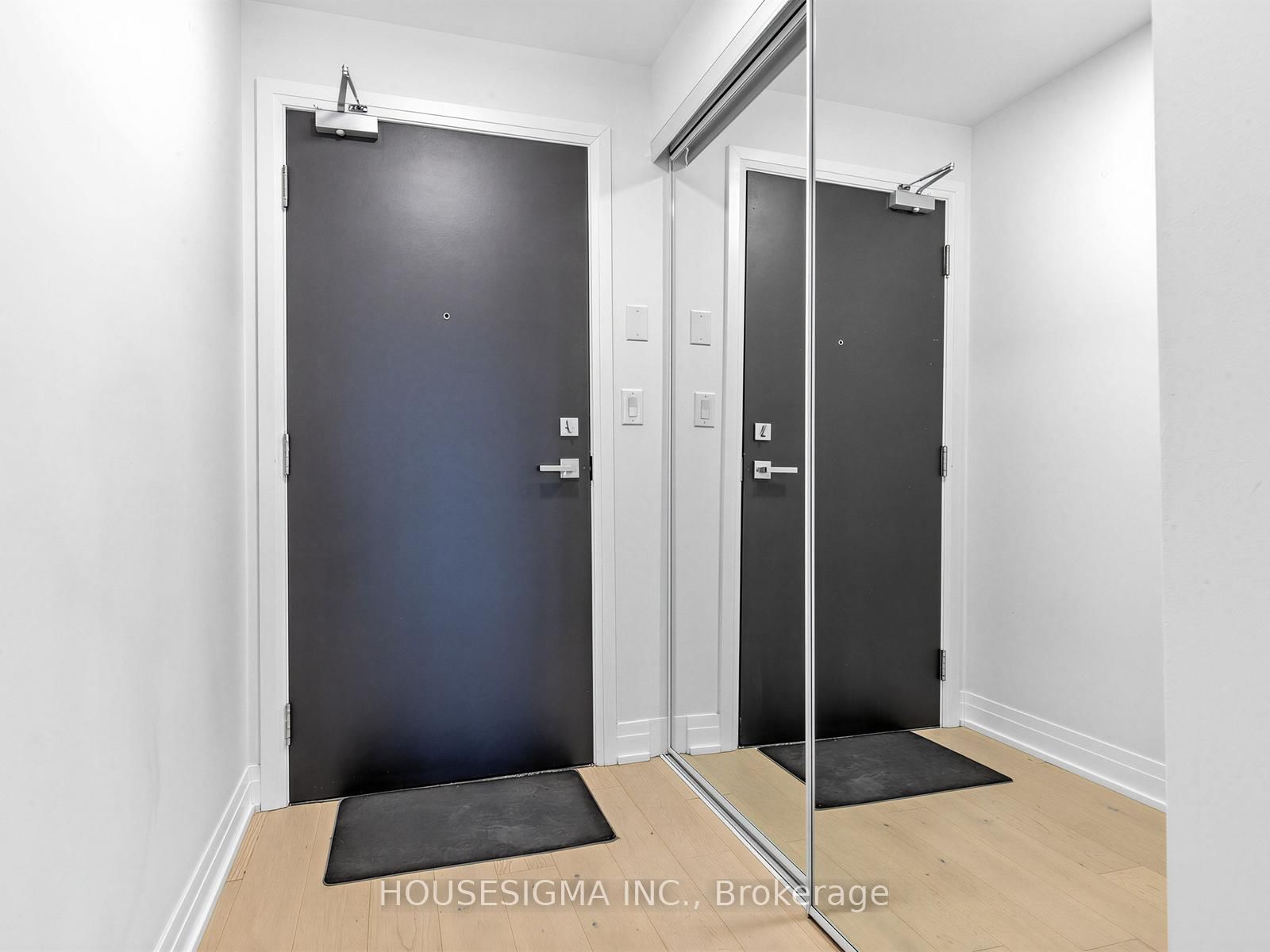 430 Roncesvalles Avenue, Unit 215 - Photo 4