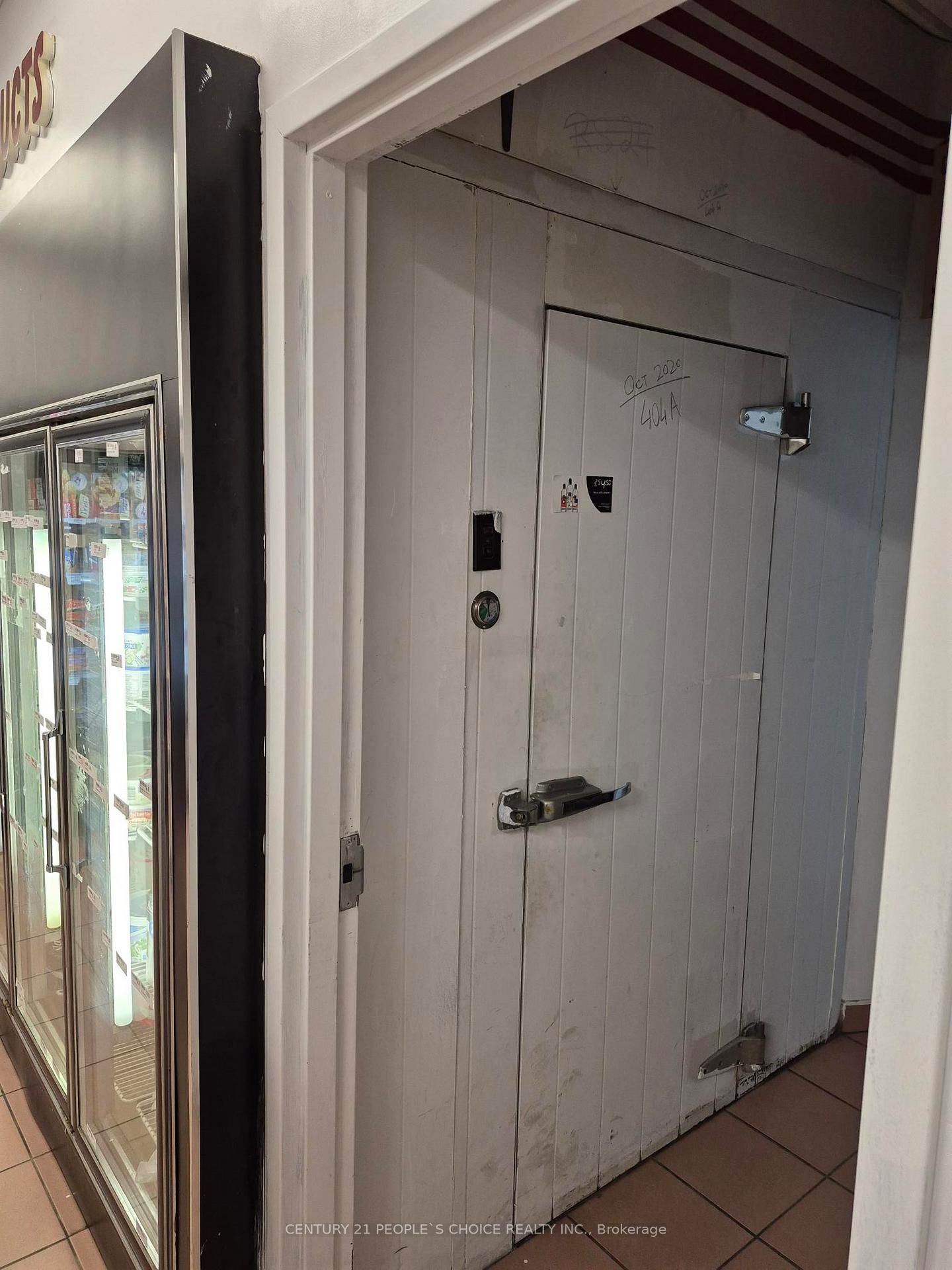 1900 Lakeshore Road W, Unit 3 - Photo 16