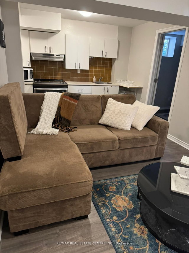 BASEMENT - 665 Gibson Crescent