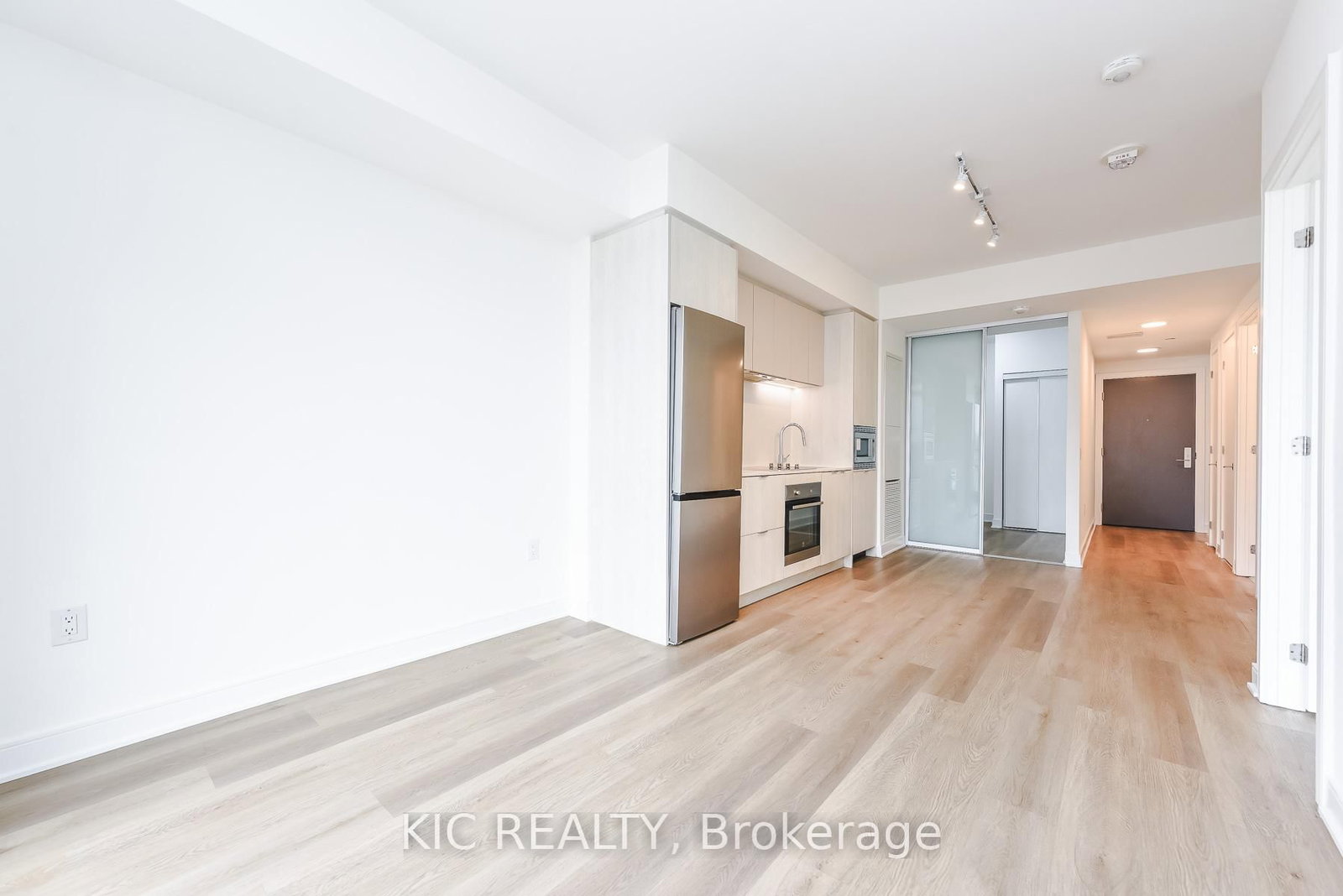 86 Dundas St. Street E, Unit 323 - Photo 15