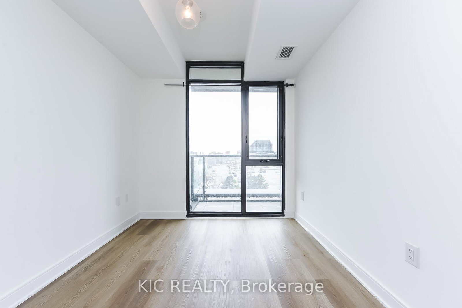 86 Dundas St. Street E, Unit 323 - Photo 26