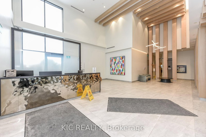 323 - 86 Dundas St. St E, Mississauga, L5A 0B1 | Image 3