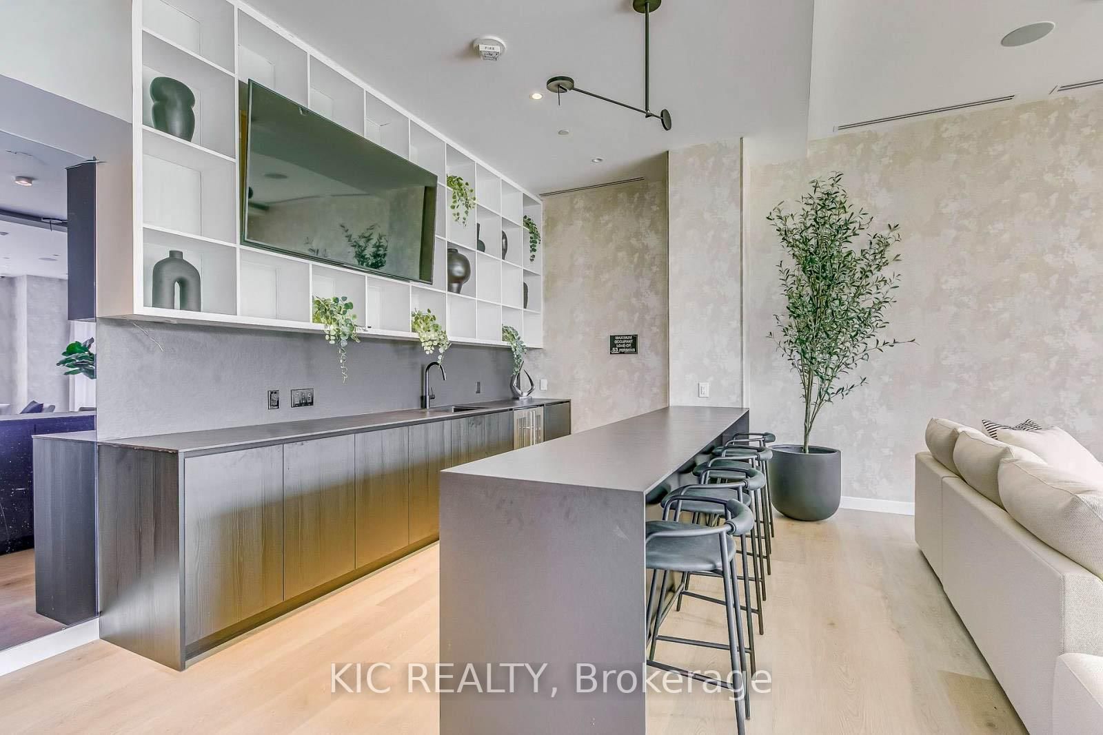 86 Dundas St. Street E, Unit 323 - Photo 34