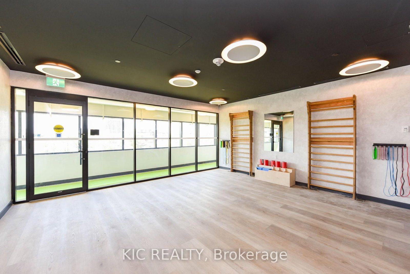 86 Dundas St. Street E, Unit 323 - Photo 39