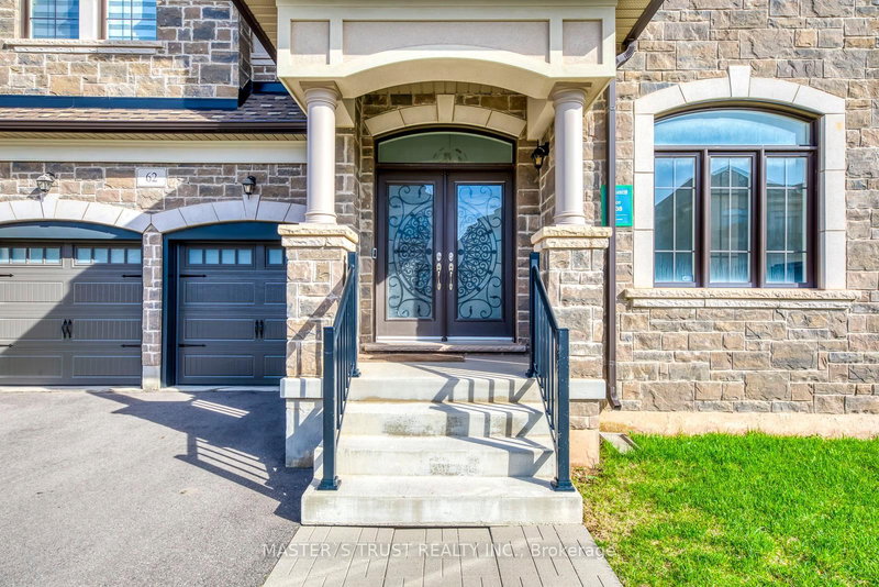 62 Merlin St, Oakville, L6H 0Z4 | Image 2