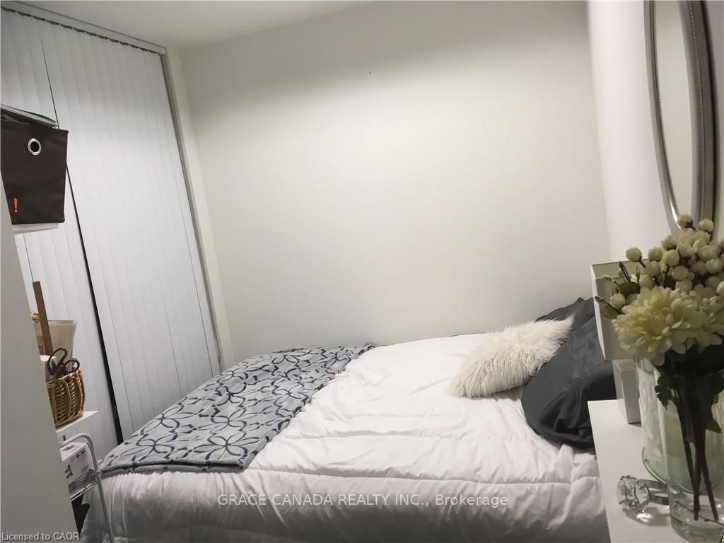 360 Square One Drive, Unit 1808 - Photo 18