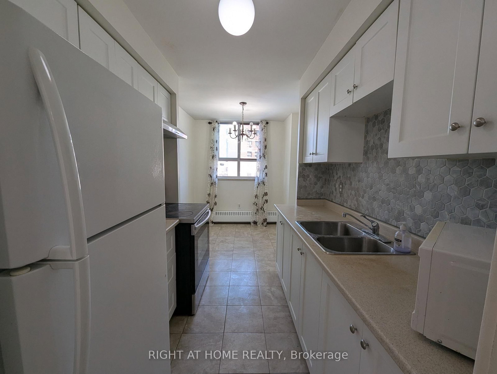 1615 Bloor Street N, Unit 708 - Photo 7