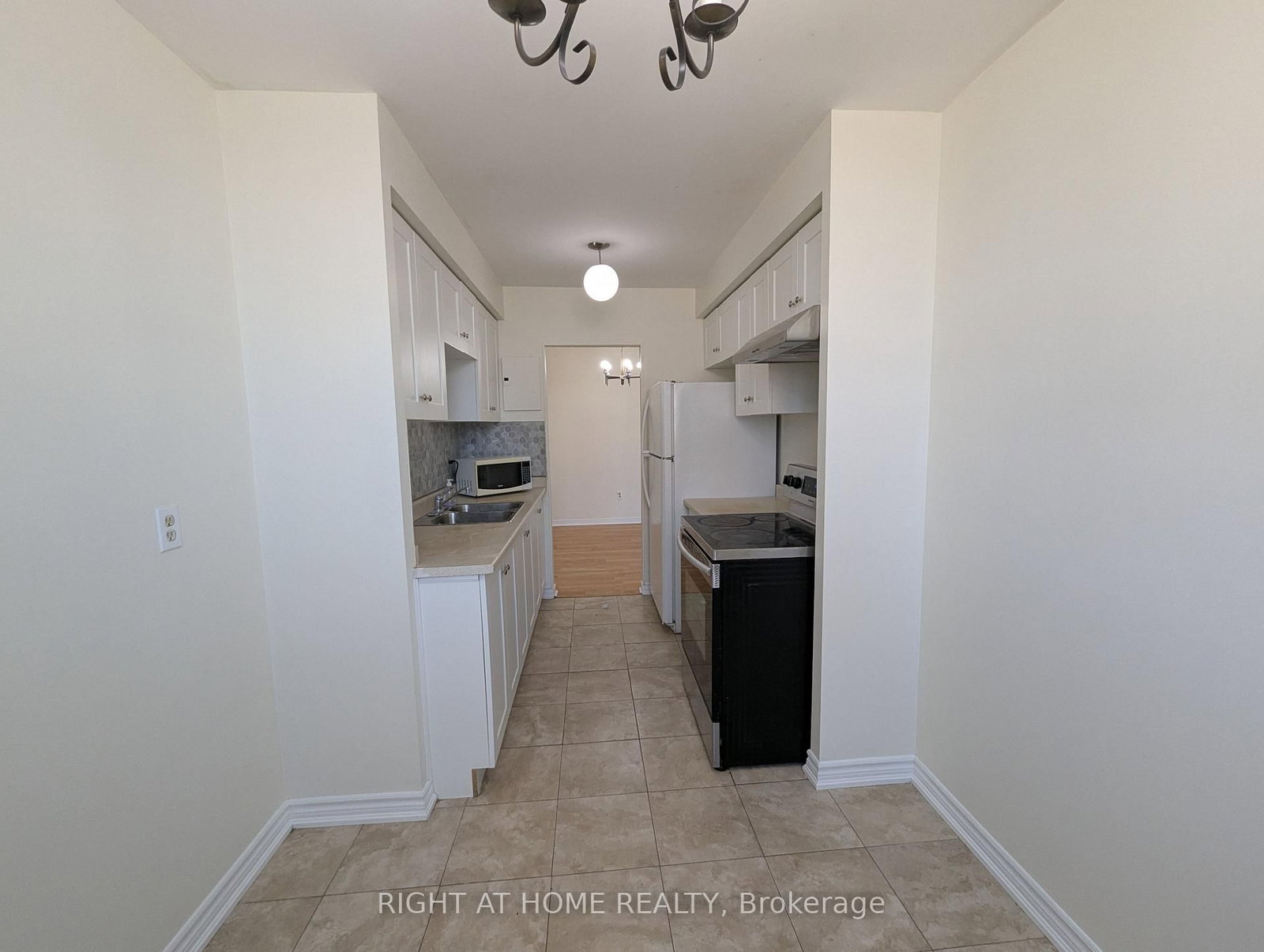 1615 Bloor Street N, Unit 708 - Photo 8