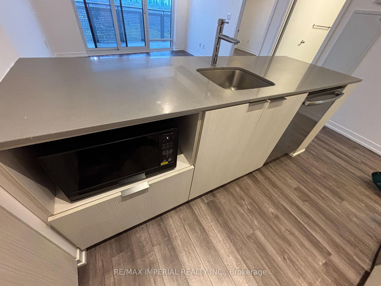 2520 Eglinton Avenue W, Unit 1607 - Photo 10