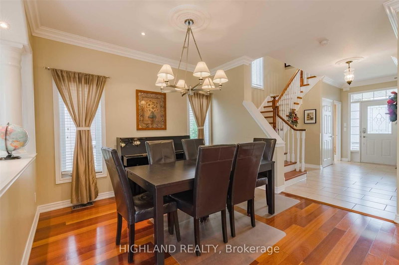 2356 Hilda Dr, Oakville, L6H 7M9 | Image 2