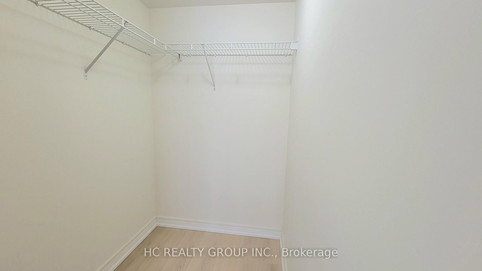 310 Burnhamthorpe Road W, Unit 510 - Photo 10