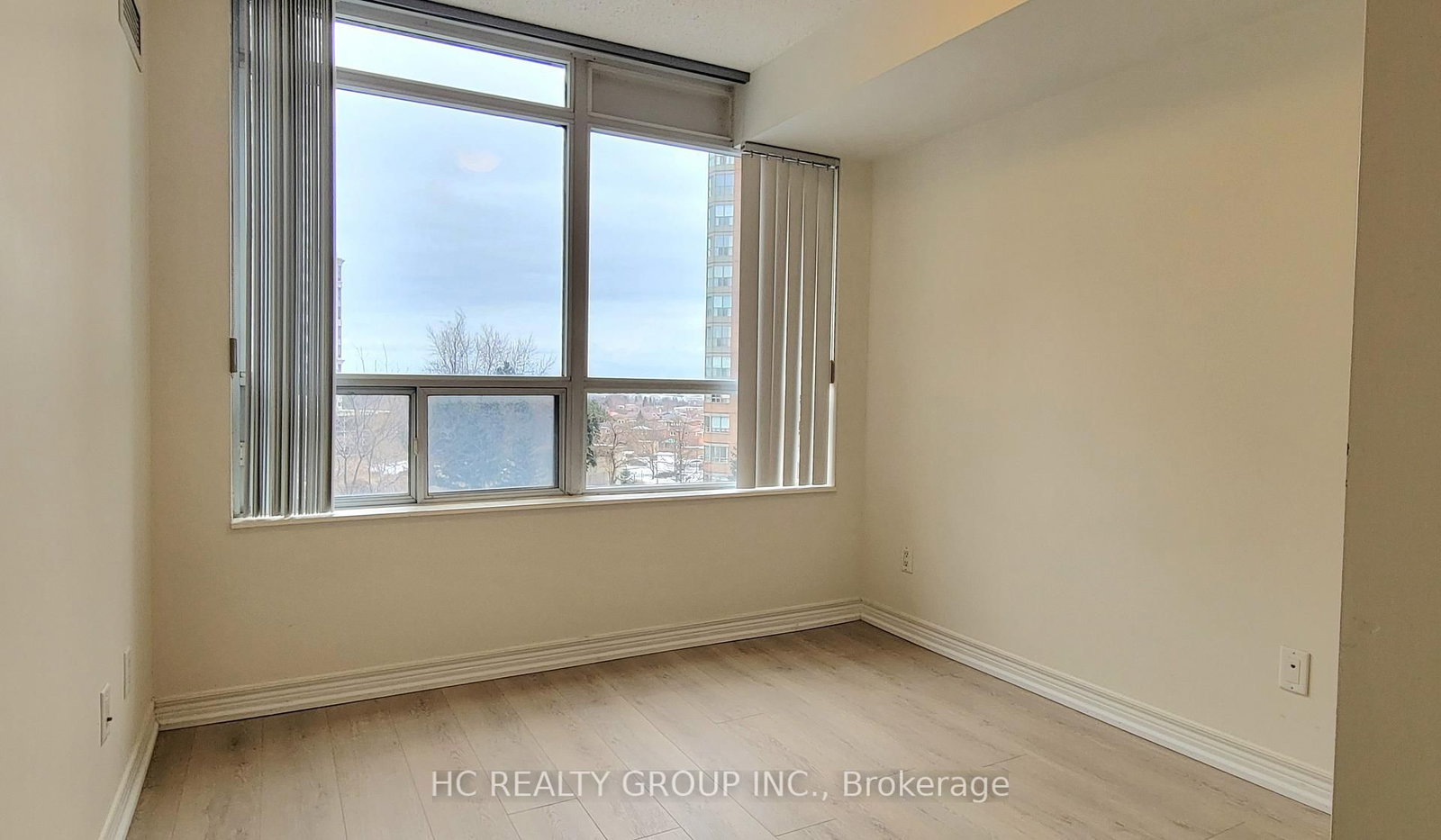 310 Burnhamthorpe Road W, Unit 510 - Photo 12