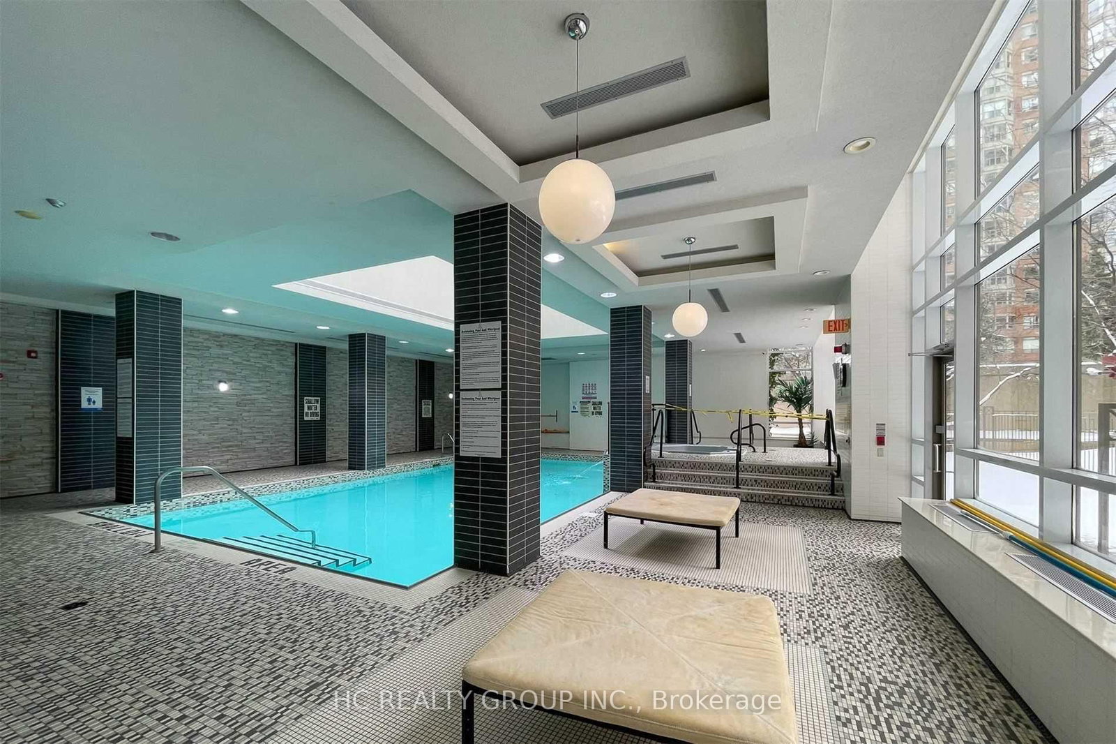 310 Burnhamthorpe Road W, Unit 510 - Photo 17