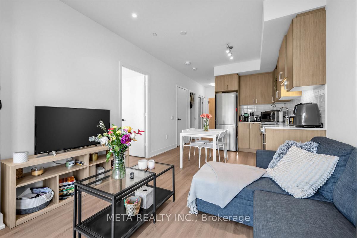 50 George Butchart Drive, Unit 108 - Photo 14