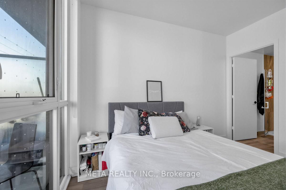 50 George Butchart Drive, Unit 108 - Photo 21