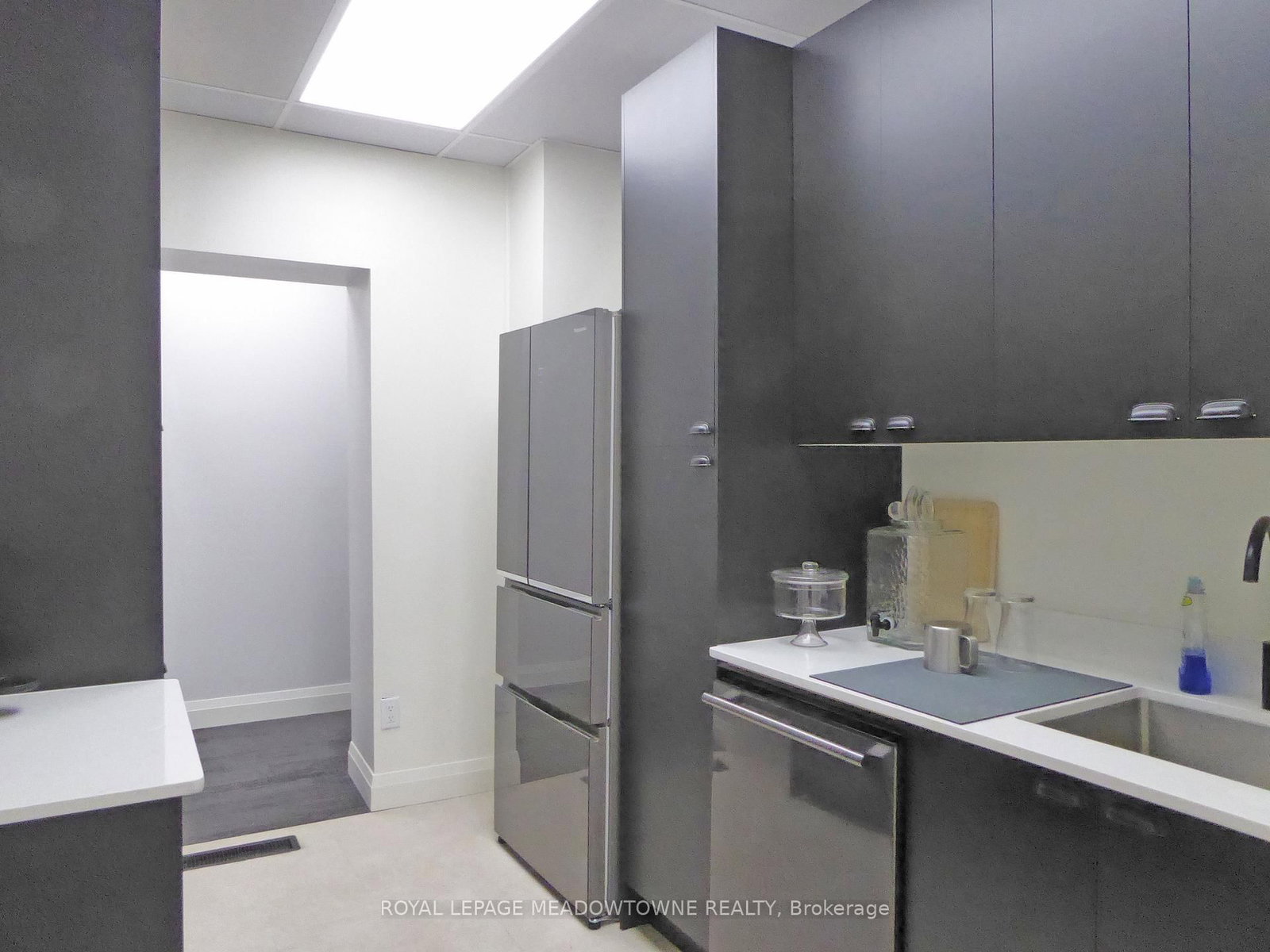 37 Main Street S, Unit E - Photo 10