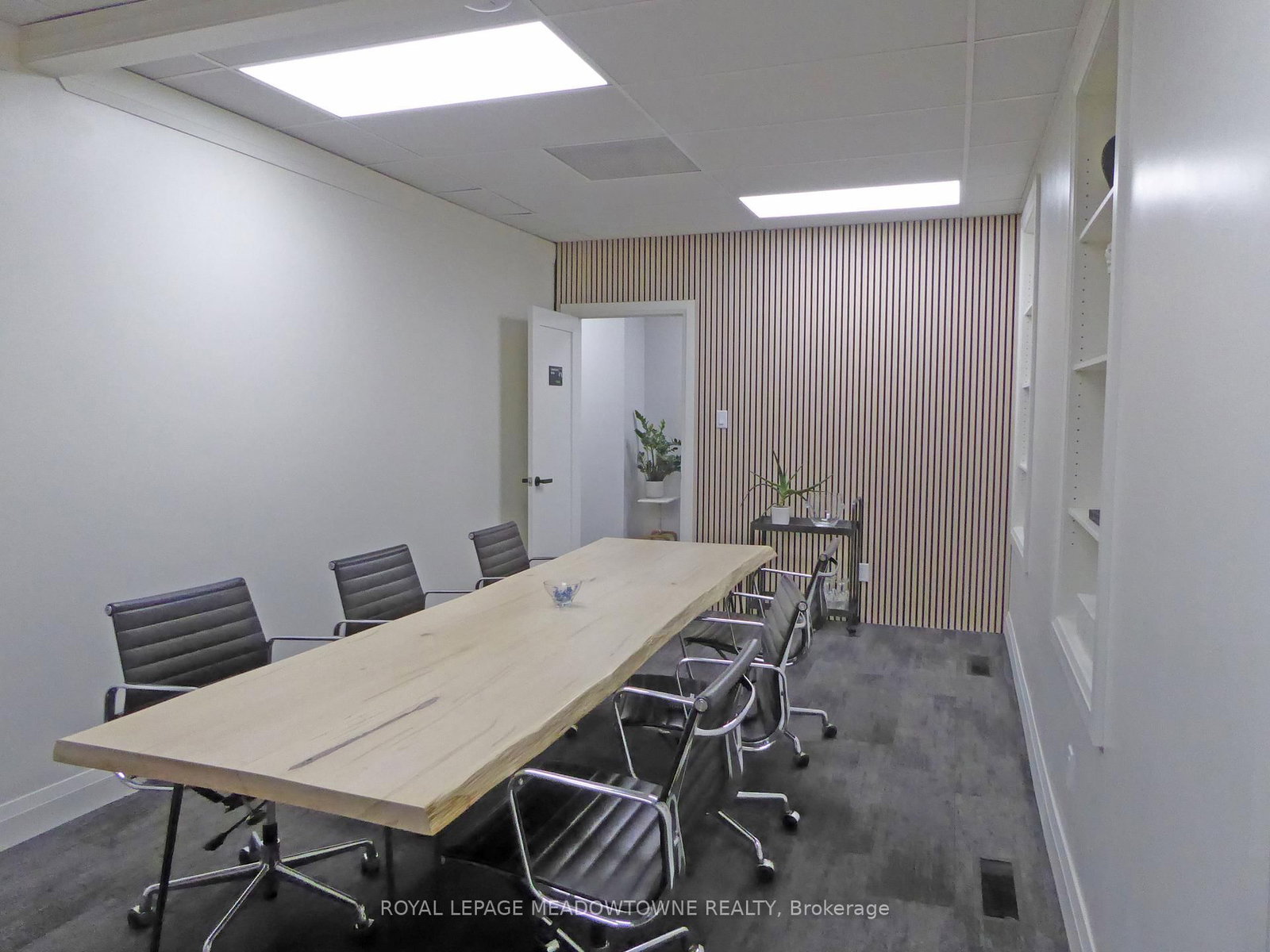 37 Main Street S, Unit E - Photo 13