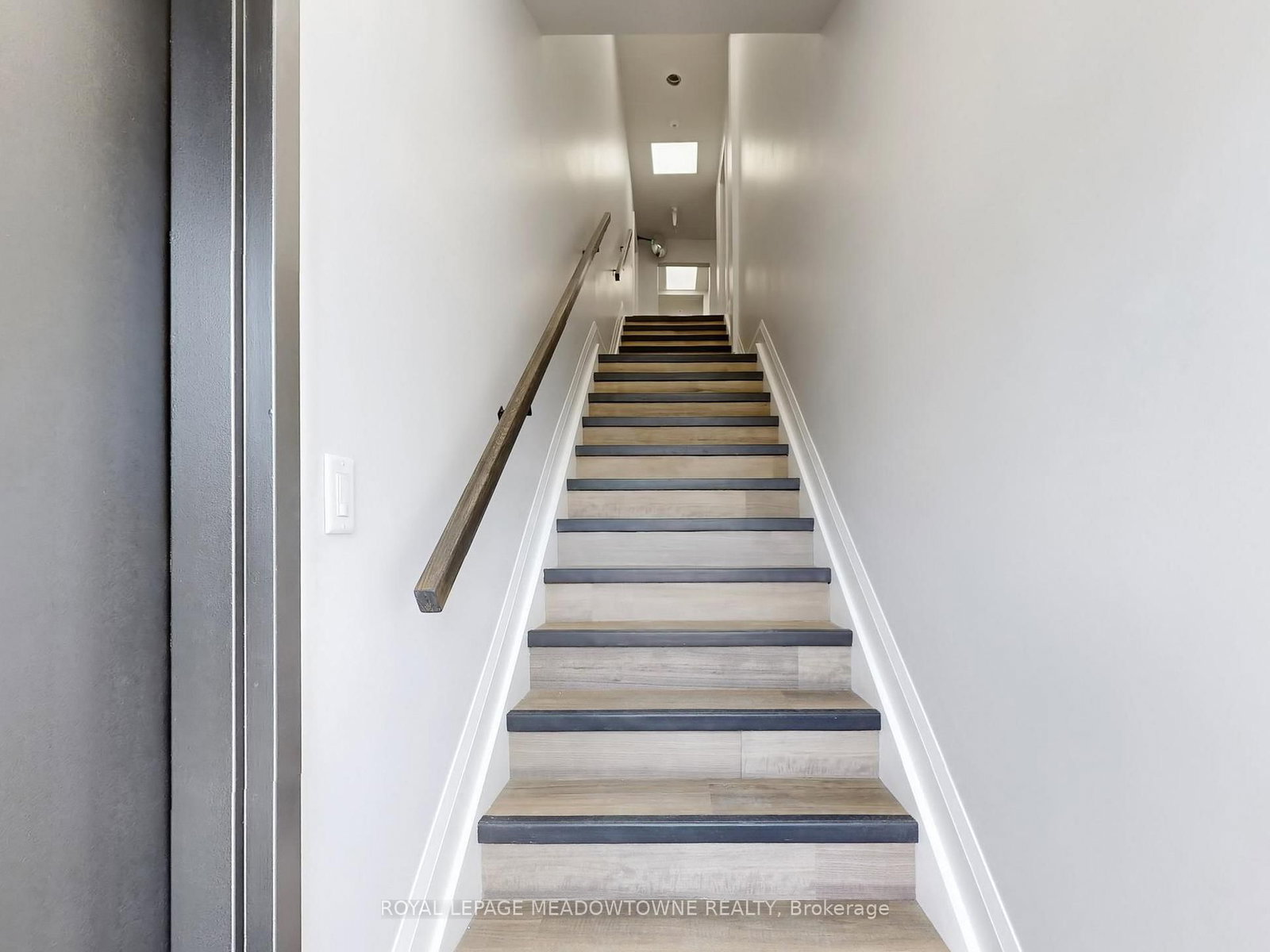 37 Main Street S, Unit E - Photo 15