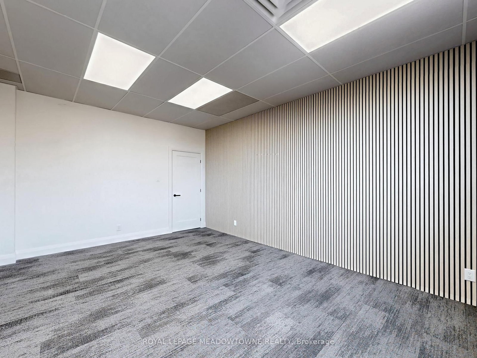 37 Main Street S, Unit E - Photo 4