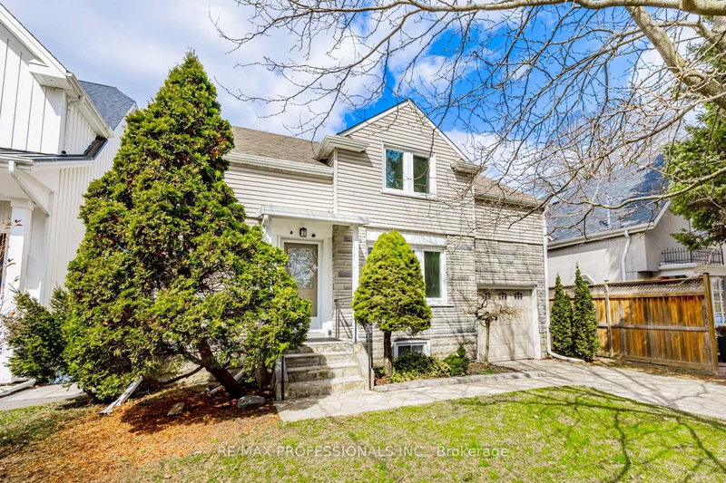 228 The Kingsway, Toronto, M9A 3T5 | Image 2